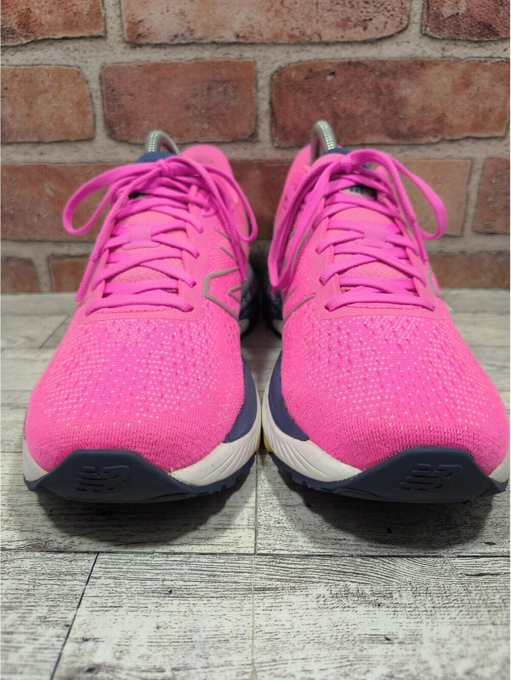 New Balance Fresh Foam X 880v12 Women's Size 9 Pink Running Shoes W880P12 - Picture 3 of 9